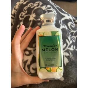 Cucumber melon bath and body works 8 Fl Oz body lotion